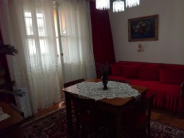 apartament-doua-in-bloc-tip-vila-0