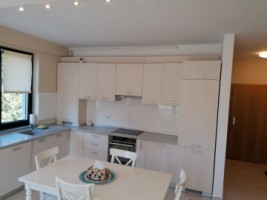 apartament-trei-camere-in-bloc-tip-vila-1