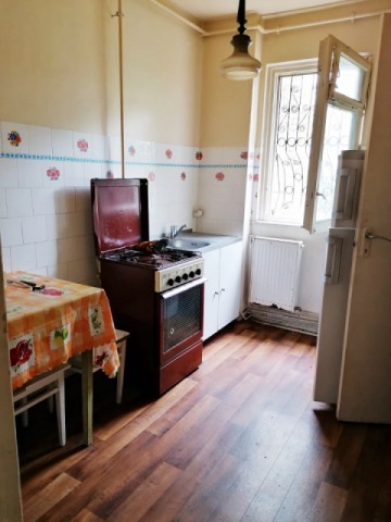 urgent-de-vanzare-apartament-zona-gemenii-5