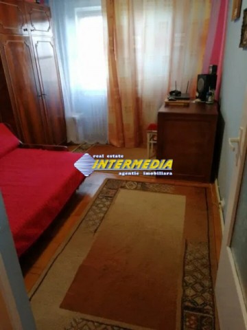 apartament-3-camere-decomandat-de-vanzare-ampoi-3-2