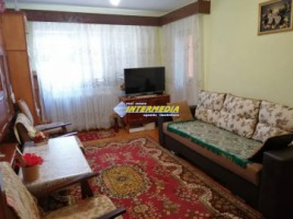 apartament-3-camere-decomandat-de-vanzare-ampoi-3-3