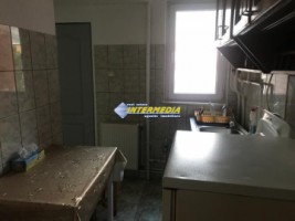 apartament-2-camere-de-vanzare-cetate-etaj-2-3