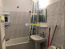 apartament-2-camere-de-vanzare-cetate-etaj-2-4