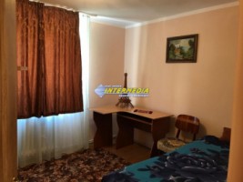 apartament-2-camere-de-vanzare-cetate-etaj-1