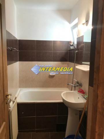 apartament-2-camere-de-vanzare-cetate-etaj-1-6