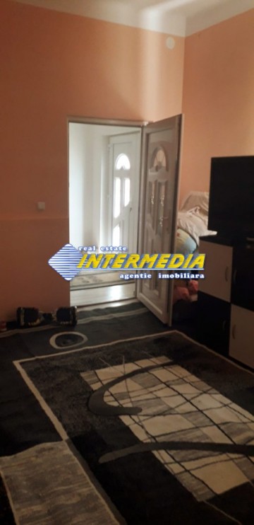 casa-cu-3-camere-de-vanzare-in-centru-8