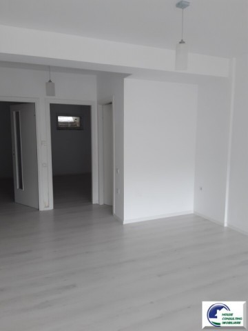 predeal-apartament-3-camere-zona-centrala-3