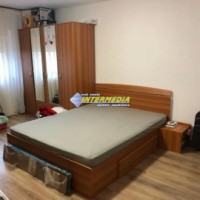apartament-decomandat-renovat-2-camere-de-vanzare-cetate-zona-mercur-4
