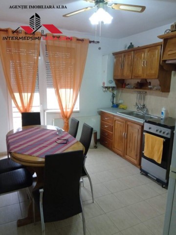 apartament-4-camere-de-vanzare-130-mp-alba-iulia-1