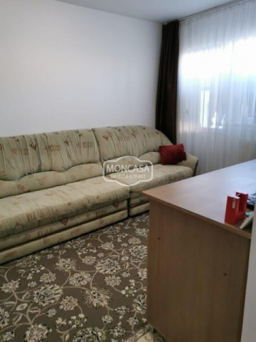 apartament-3-camere-semidecomandat-zona-bulevard-col-tomoroveanu-1