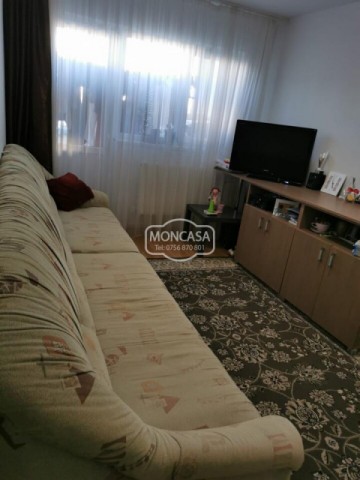 apartament-3-camere-semidecomandat-zona-bulevard-col-tomoroveanu-3