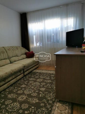 apartament-3-camere-semidecomandat-zona-bulevard-col-tomoroveanu-10