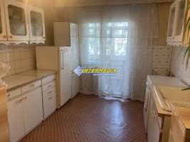 de-vanzare-apartament-2-camerele-decomandat-cetate-mercur-nefinisat-etaj-1-3