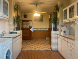 de-vanzare-apartament-2-camerele-decomandat-cetate-mercur-nefinisat-etaj-1-9