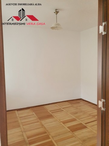 oferta-apartament-2-camere-de-vanzare-40-mp-alba-iulia-centru-2