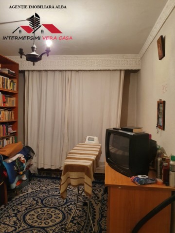 oferta-apartament-3-camere-65-mp-de-vanzare-alba-iulia-4