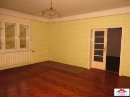 casa-cu-etaj-si-teren-10-ari-titulescu-id-21538-3