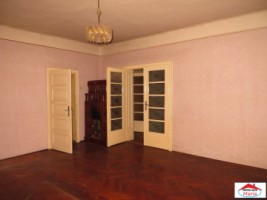 casa-cu-etaj-si-teren-10-ari-titulescu-id-21538-11