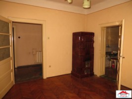 casa-cu-etaj-si-teren-10-ari-titulescu-id-21538-13