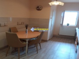 apartament-3-camere-decomandate-finisat-2-bai-balcon-si-loc-parcare
