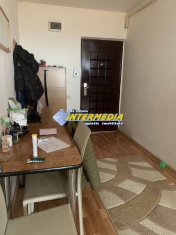 apartament-2-camere-decomandate-de-vanzare-cetate-stadion-cu-loc-parcare-3