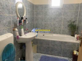 apartament-2-camere-decomandate-de-vanzare-cetate-stadion-cu-loc-parcare-11