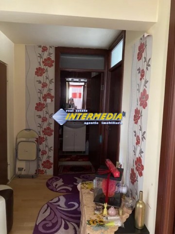apartament-3-camere-decomandat-80-mp-de-vanzare-sub-stadion-3