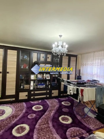 apartament-3-camere-decomandat-80-mp-de-vanzare-sub-stadion-6