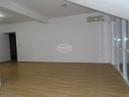 apartament-3-camere-zona-liceului-atlaurian-3