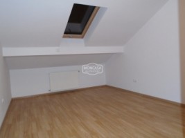 apartament-3-camere-zona-liceului-atlaurian-15