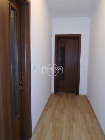 apartament-3-camere-zona-liceului-atlaurian-16