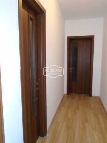 apartament-3-camere-zona-liceului-atlaurian-21