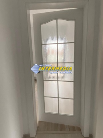 de-vanzare-apartament-2-camere-55-mp-finisat-modern-si-semimobilat-bloc-nou-cetate-13