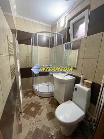 de-inchiriat-apartament-2-camere-finisat-mobilat-si-utilat-complet-zona-cetate-11