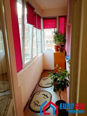 apartament-cu-2-camere-decomandat-de-inchiriat-zona-strand-1