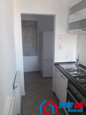 apartament-cu-2-camere-de-inchiriat-zona-cedonia-2