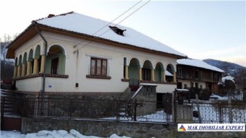 casa-3-camere-teren-850-mp-corbi