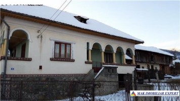 casa-3-camere-teren-850-mp-corbi-2