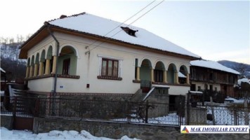 casa-3-camere-teren-850-mp-corbi-3