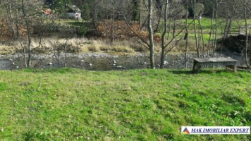 teren-500-mp-intravilan-rucar-satic-1