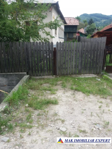 casa-4-camere-teren-500-mp-rucar-7