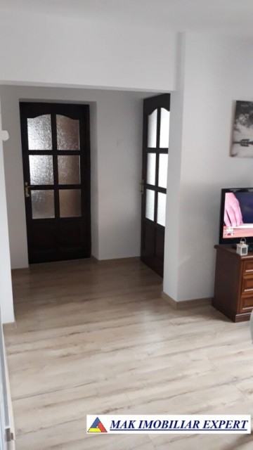 casa-5-camere-teren-1400-mp-leresti-4