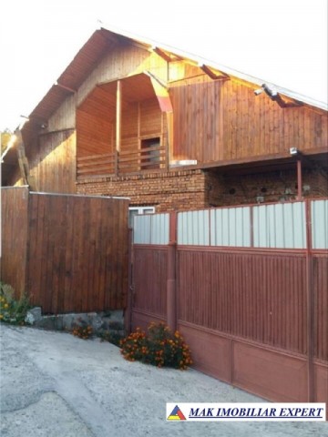 casa-5-camere-teren-1370-mp-corbi