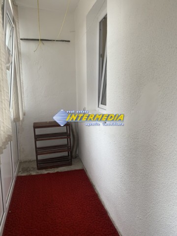 apartament-2-camere-decomandat-in-cetate-etaj-1-de-vanzare-9