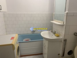 3-camere-decomandat-de-vanzare-in-cetate-etaj-intermediar-8