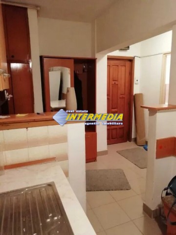 garsoniera-de-vanzare-finisata-complet-in-cetate-zona-piata-1