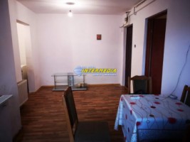 apartament-2-camere-de-vanzare-alba-iulia-zona-ampoi-1-2