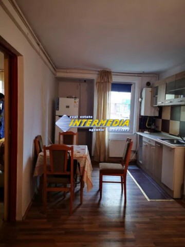 apartament-2-camere-de-vanzare-alba-iulia-zona-ampoi-1-3