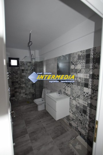 de-vanzare-apartament-2-camere-55-mp-finisat-modern-si-semimobilat-bloc-nou-cetate-35