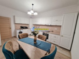 apartament-la-vila-de-inchiriat-cu-4-camere-baie-bucatarie-loc-parcare-garaj-utilat-si-mobilat-complet-5